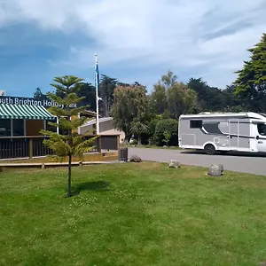 2* Holiday park South Brighton